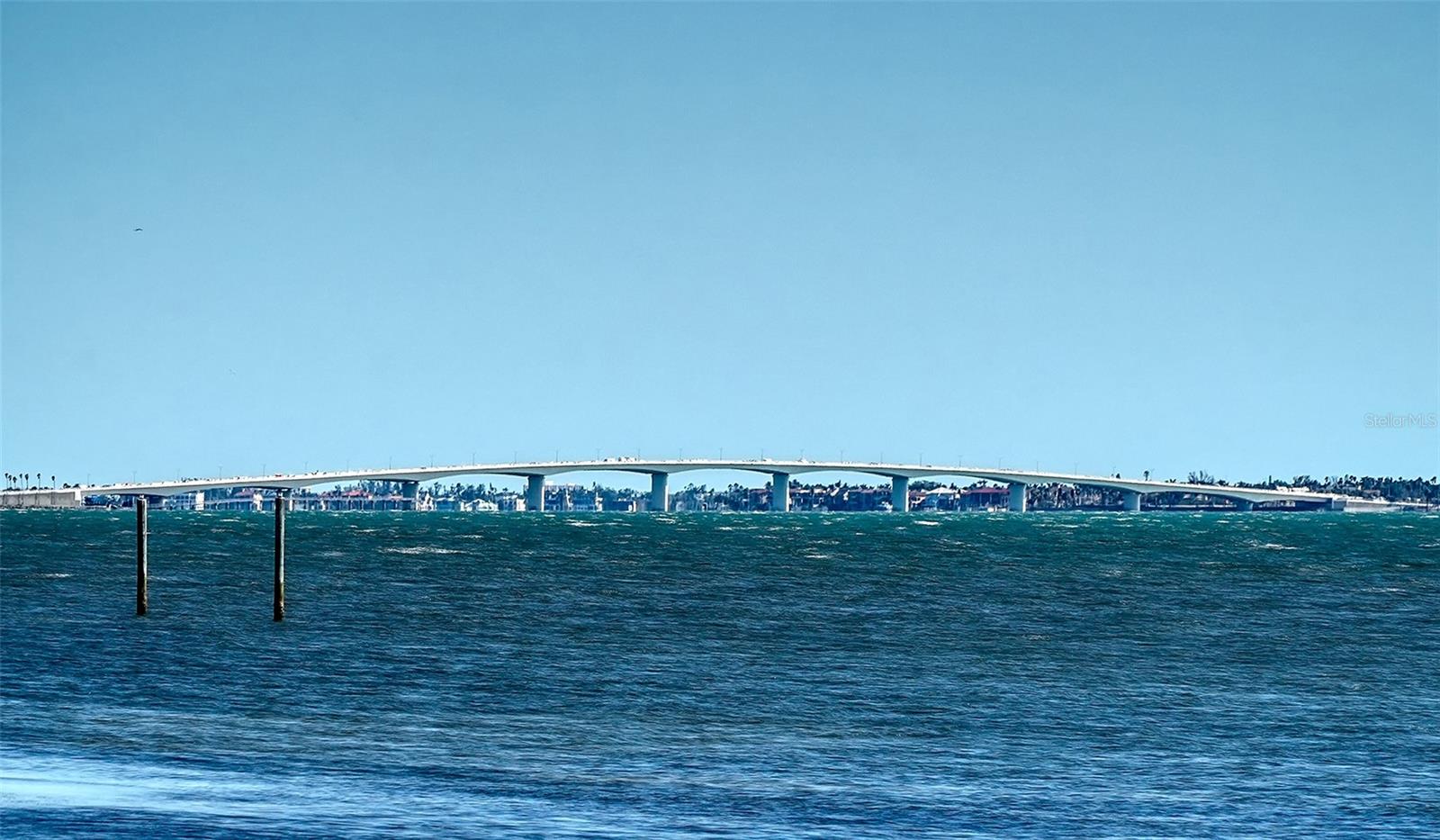 SAPPHIRE SHORES - Residential