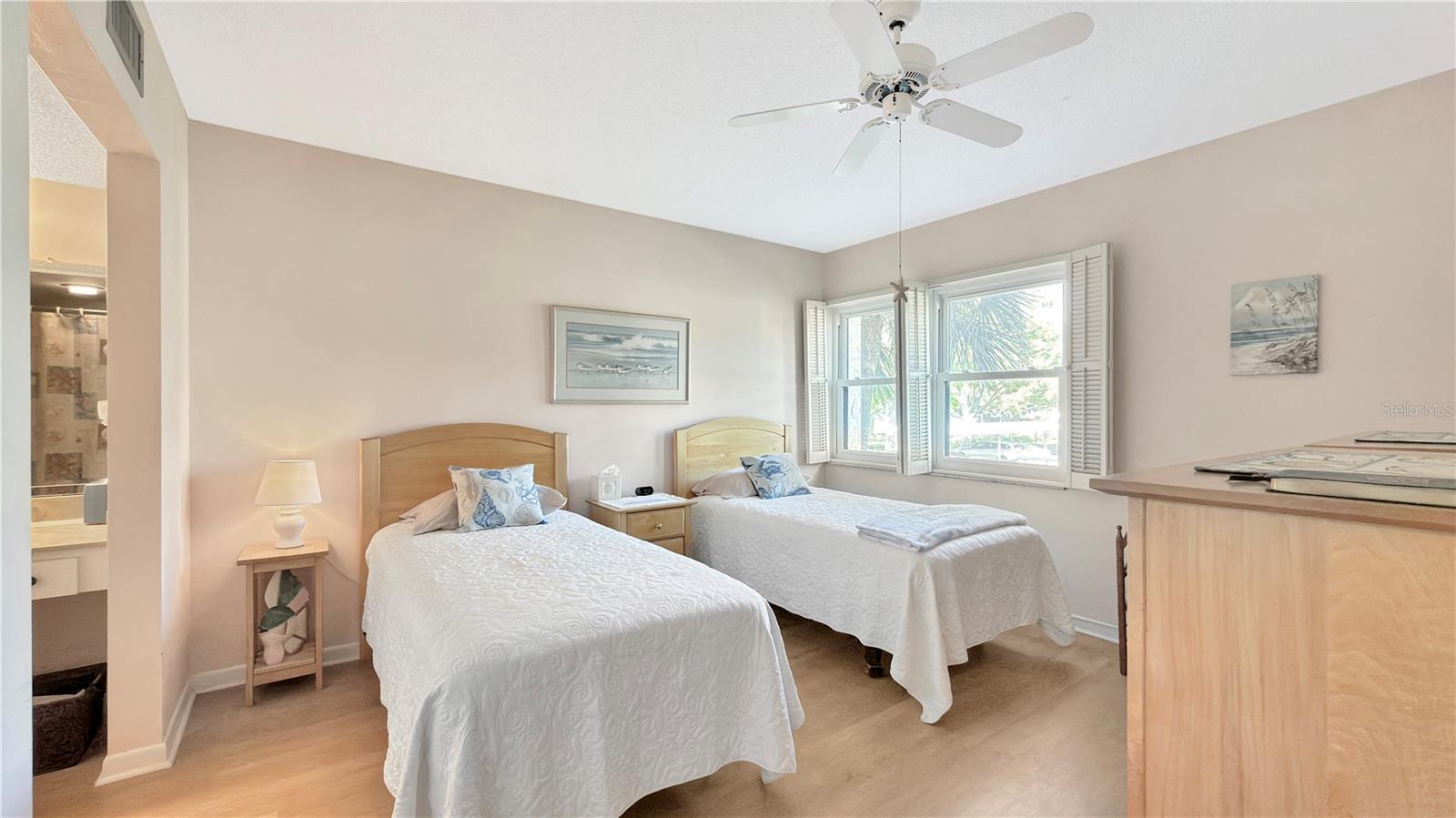 LAKEVIEW OF LARGO SOUTH CONDO - Residential