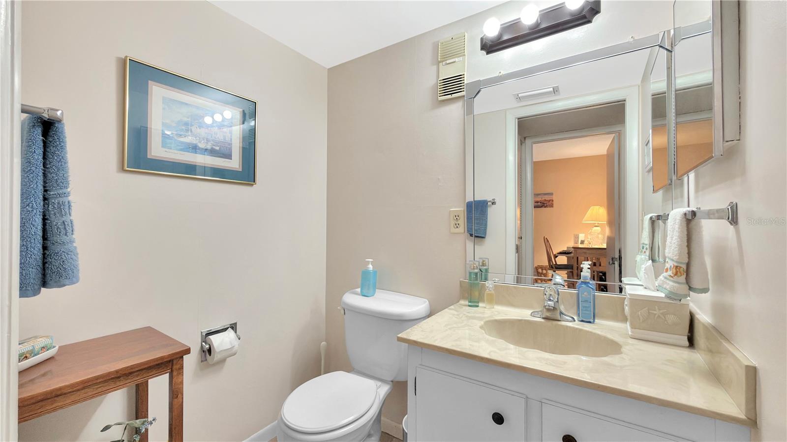 LAKEVIEW OF LARGO SOUTH CONDO - Residential