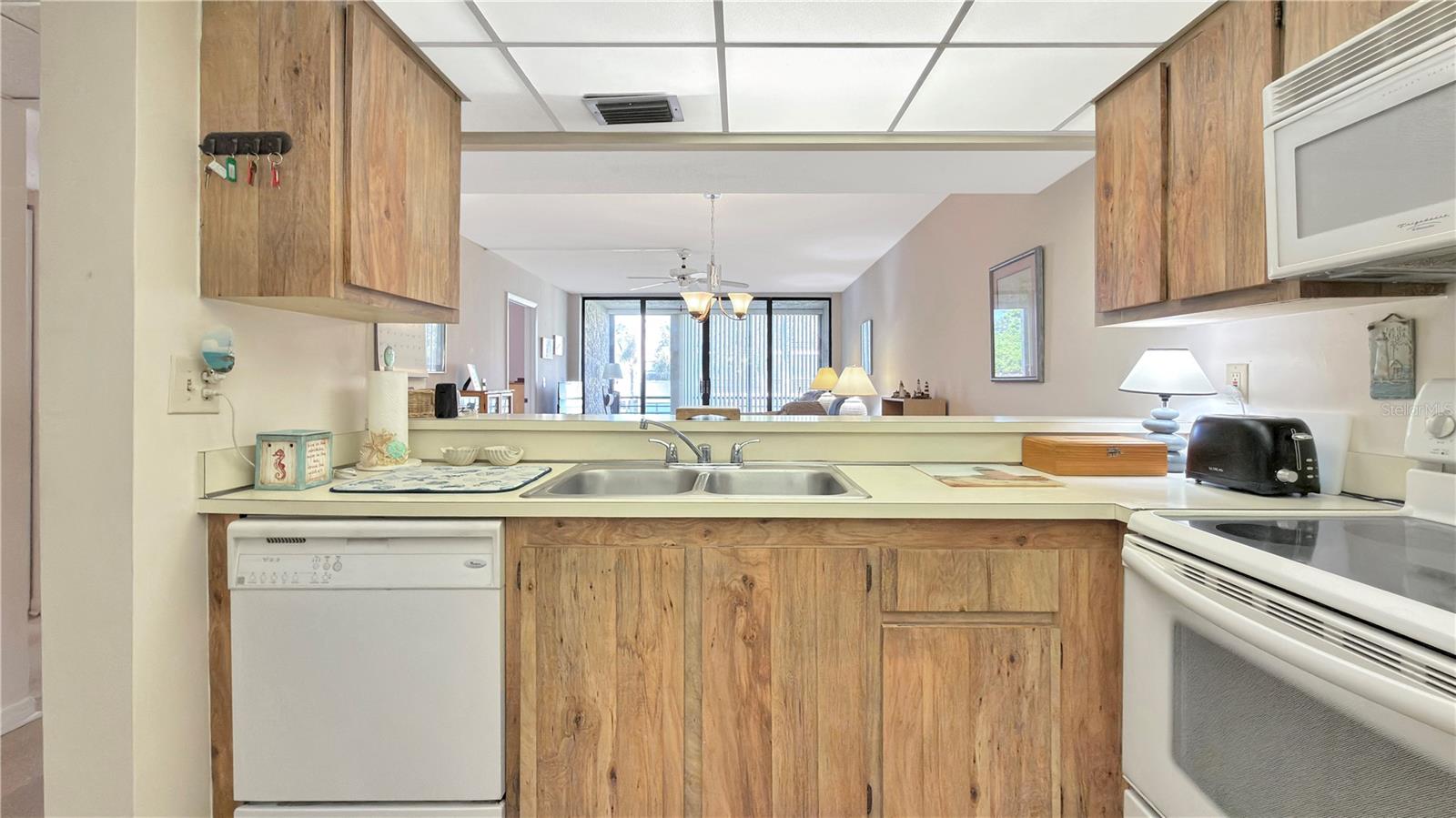 LAKEVIEW OF LARGO SOUTH CONDO - Residential