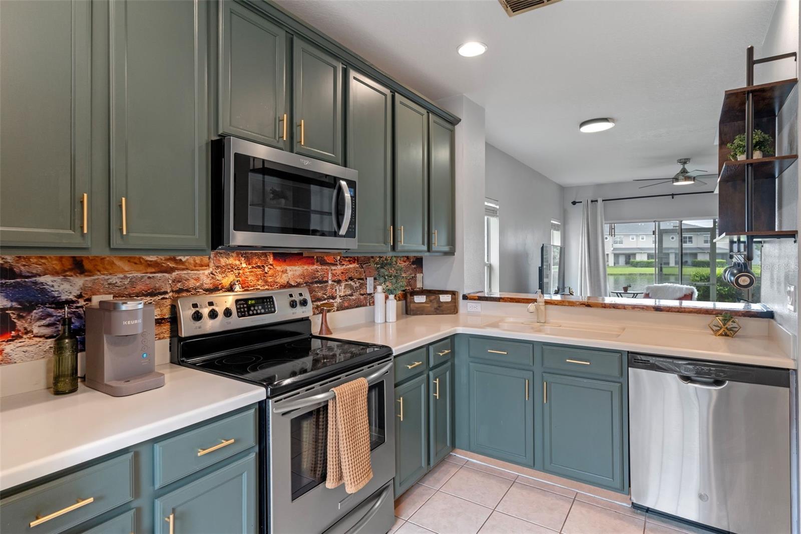 9303 FLOWERING COTTONWOOD ROAD 17
