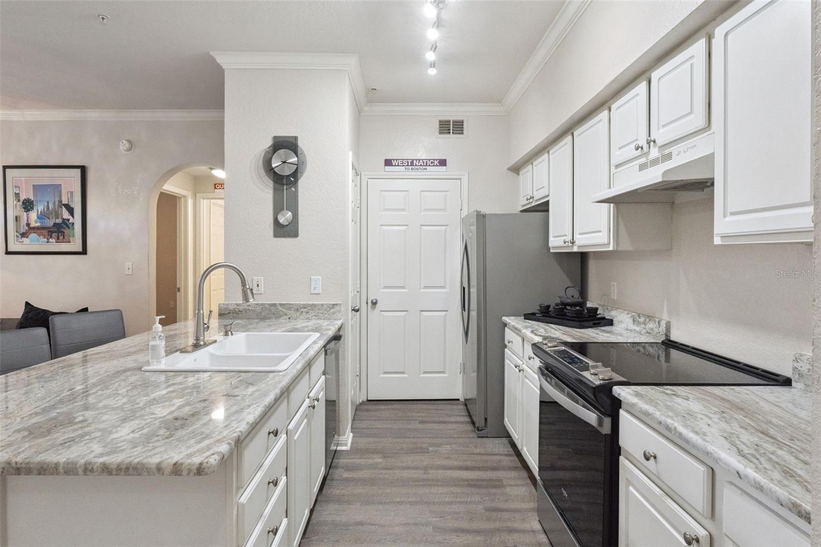 UPTOWN PLACE CONDO - Residential
