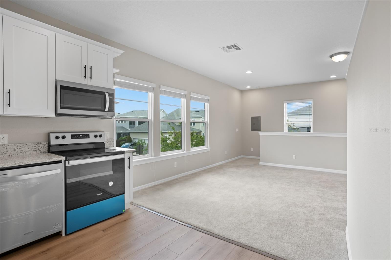 LAUREATE PARK - Residential