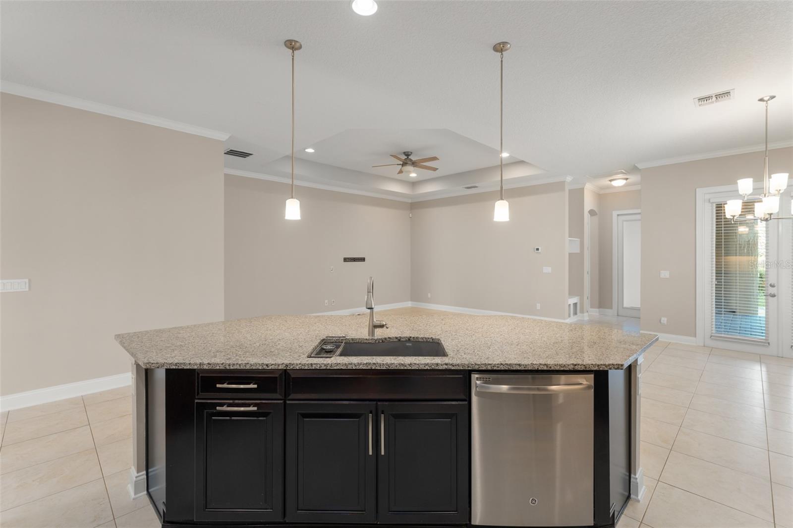 LAUREATE PARK - Residential