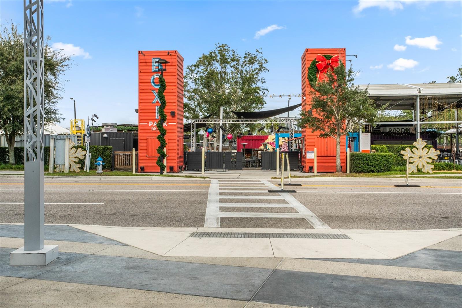 LAUREATE PARK - Residential