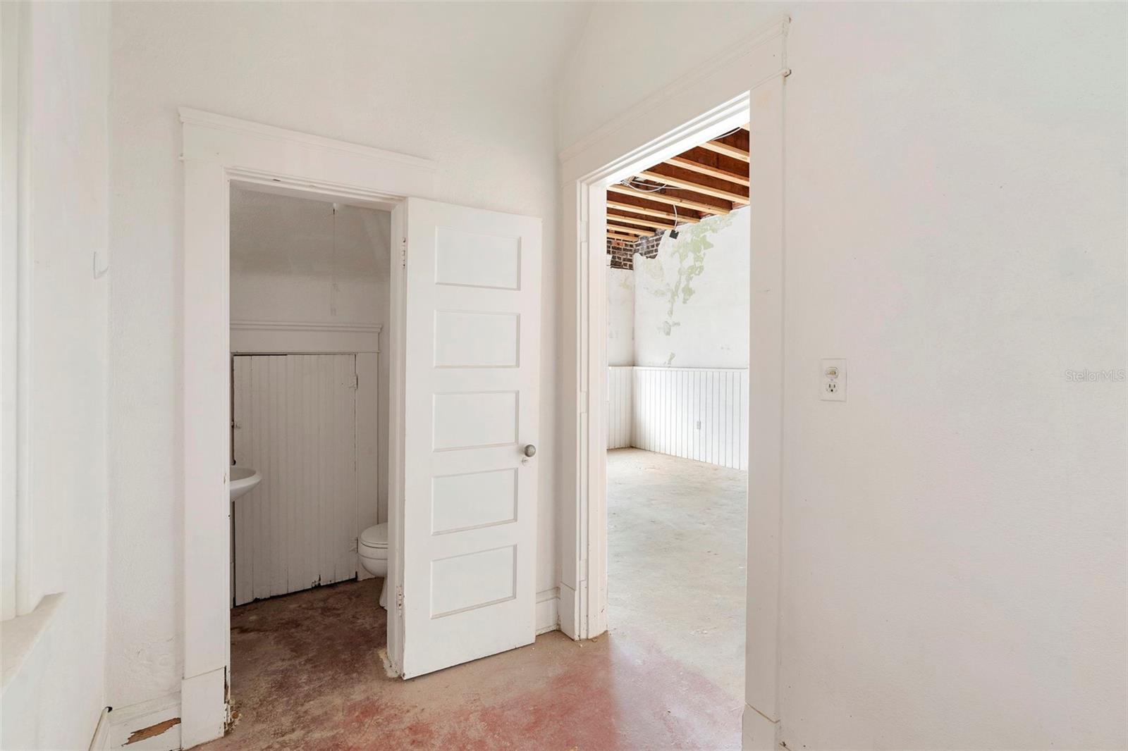 ANDREWS NEW SMYRNA - Commercial Sale