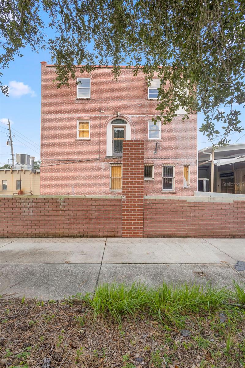 ANDREWS NEW SMYRNA - Commercial Sale