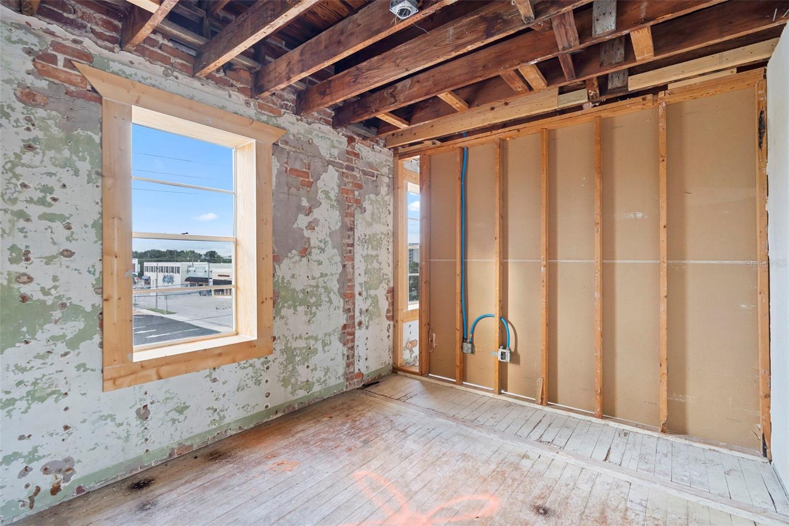 ANDREWS NEW SMYRNA - Commercial Sale