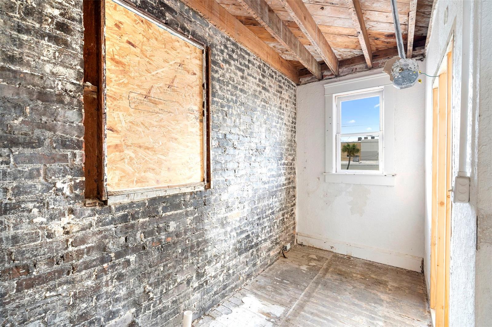 ANDREWS NEW SMYRNA - Commercial Sale