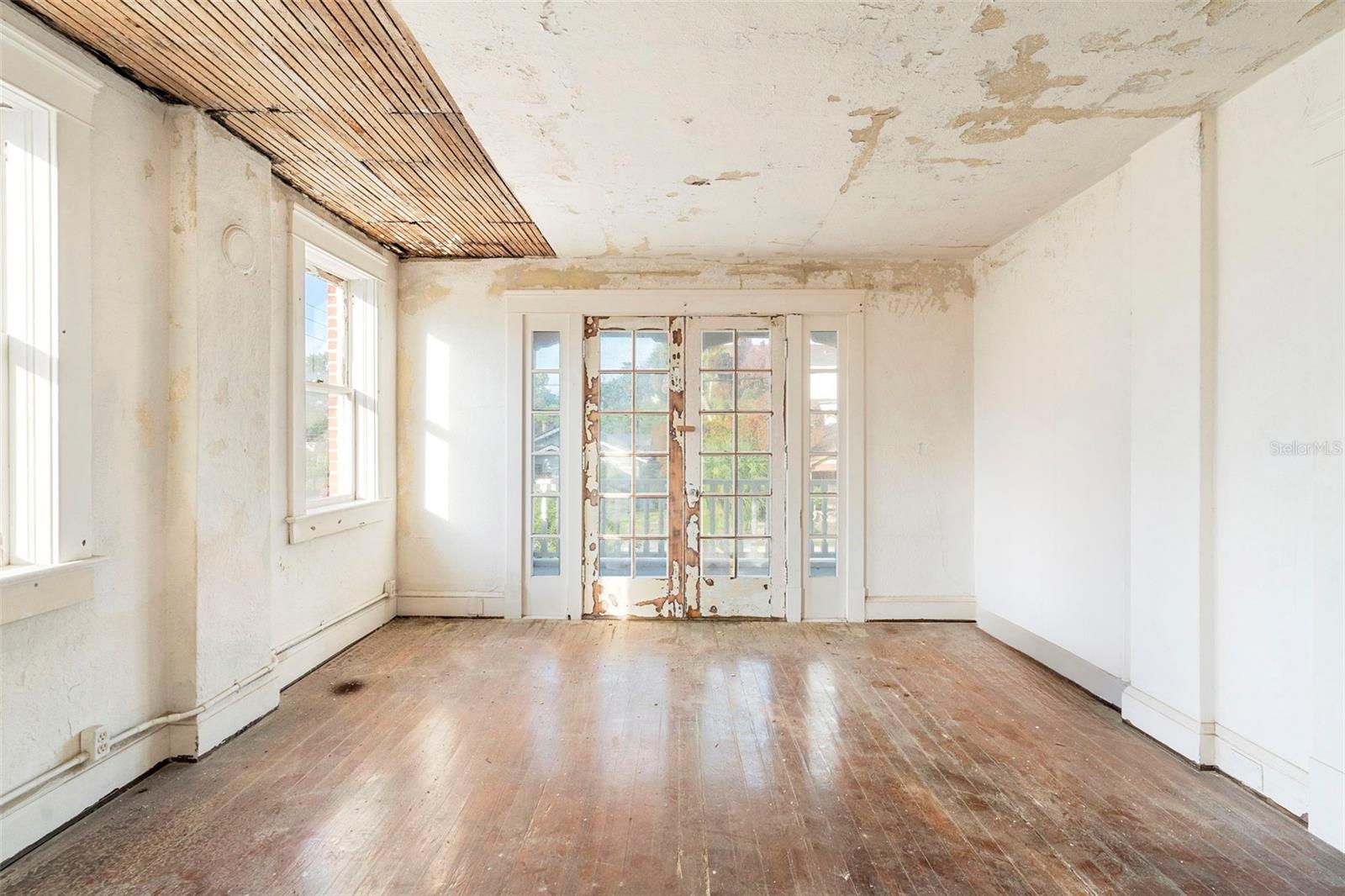 ANDREWS NEW SMYRNA - Commercial Sale