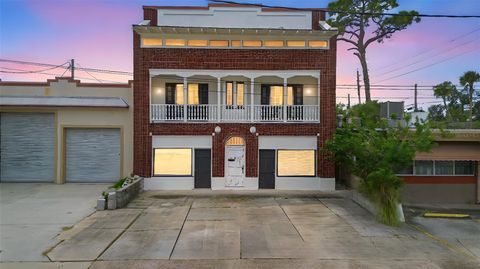 Photo of 204 Magnolia Street, New Smyrna Beach, FL 32168 (MLS # V4944223)