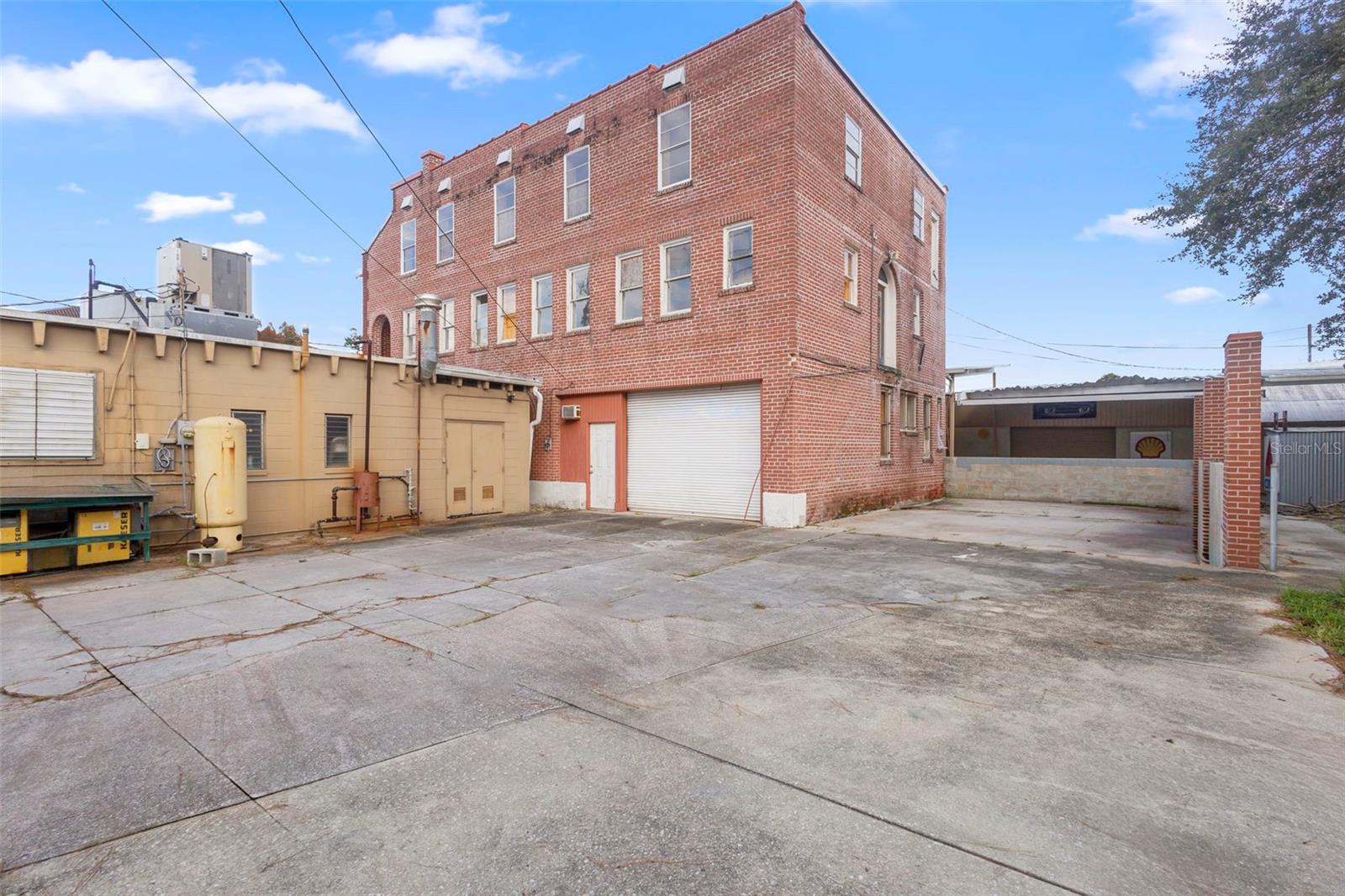 ANDREWS NEW SMYRNA - Commercial Sale