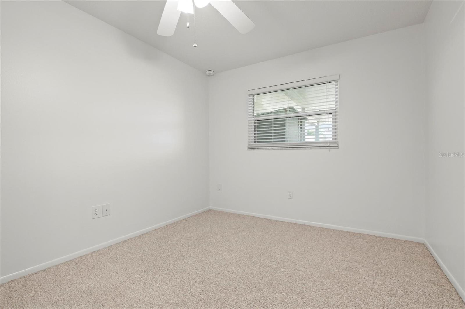 BEACH MANOR VILLAS - Residential