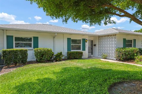 Photo of 1040 Cockrill Street, Venice, FL 34285 (MLS # N6141679)