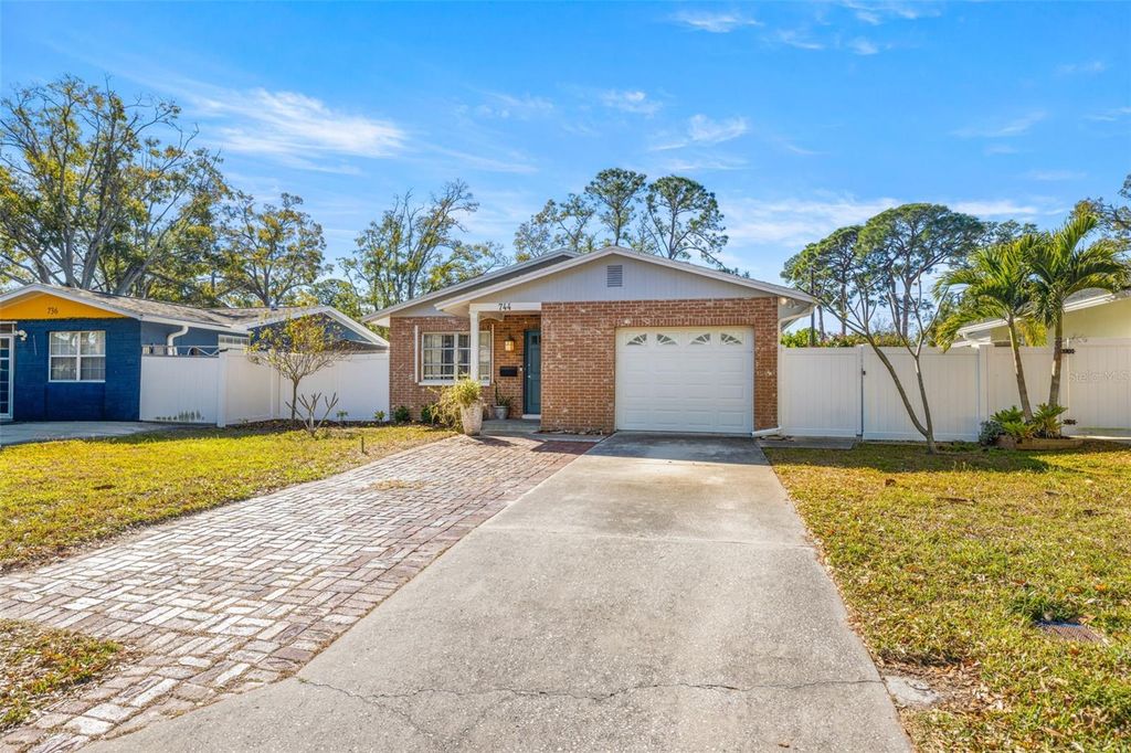 Photo of 744 63rd Avenue N, St Petersburg, FL 33702 (MLS # TB8472376)