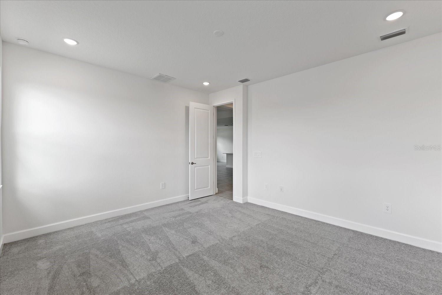 BRIGHTON JACARANDA - Residential