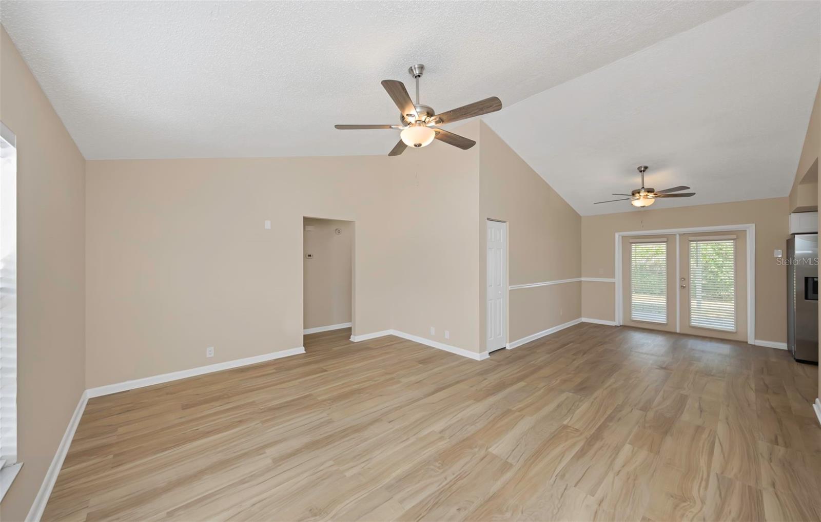 BAYSIDE MEADOWS-PHASE I - Residential