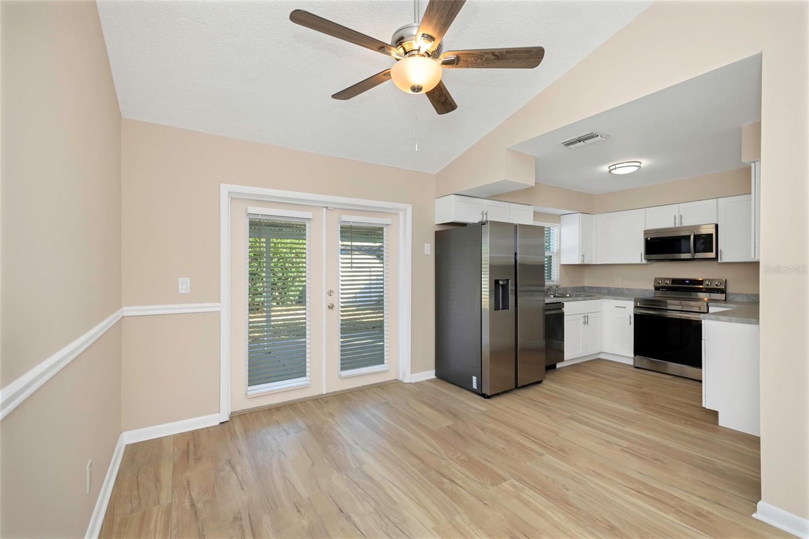 BAYSIDE MEADOWS-PHASE I - Residential