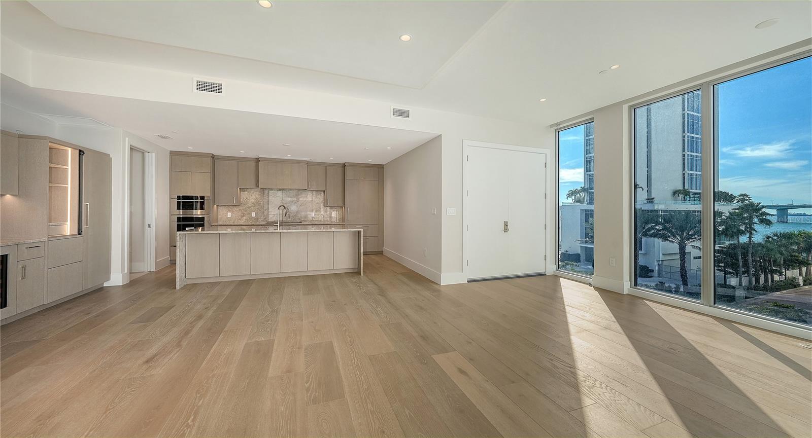 PENINSULA SARASOTA - Residential