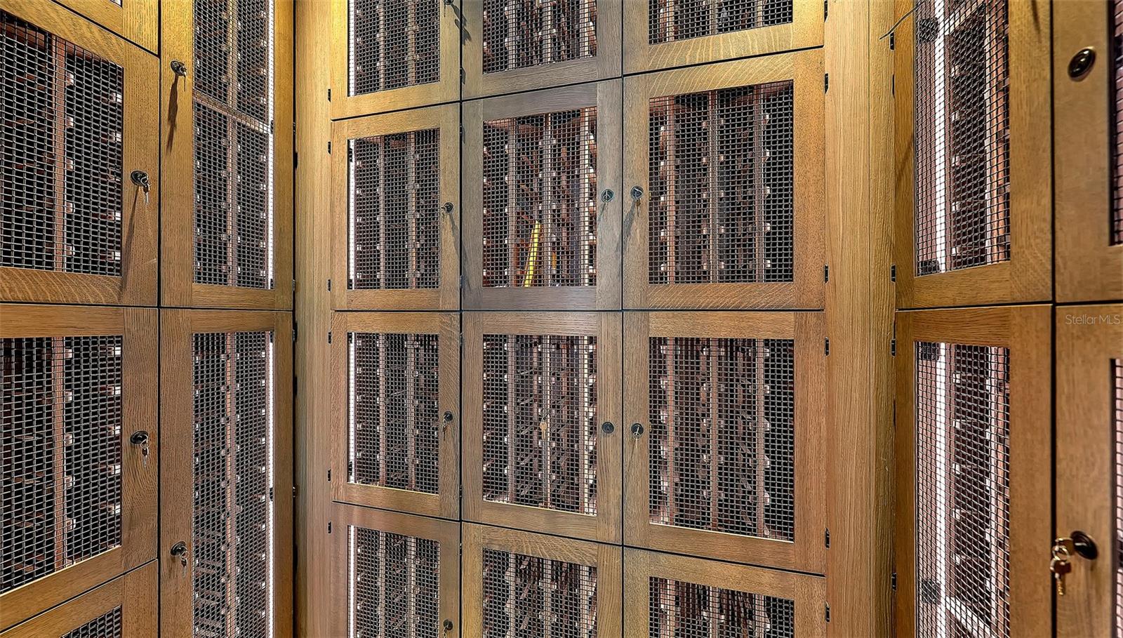 PENINSULA SARASOTA - Residential