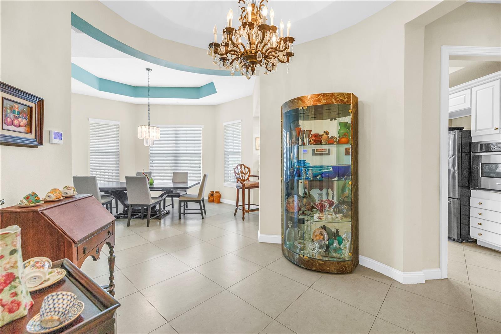10 FRANKLIN COURT S 63D