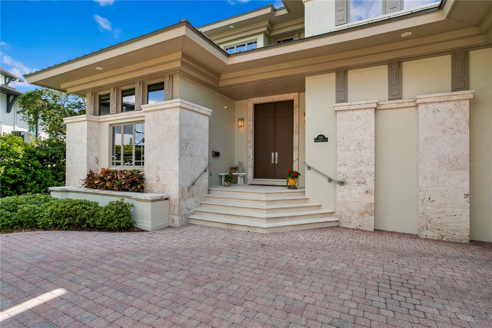 SNELL ISLE SHORES - Residential