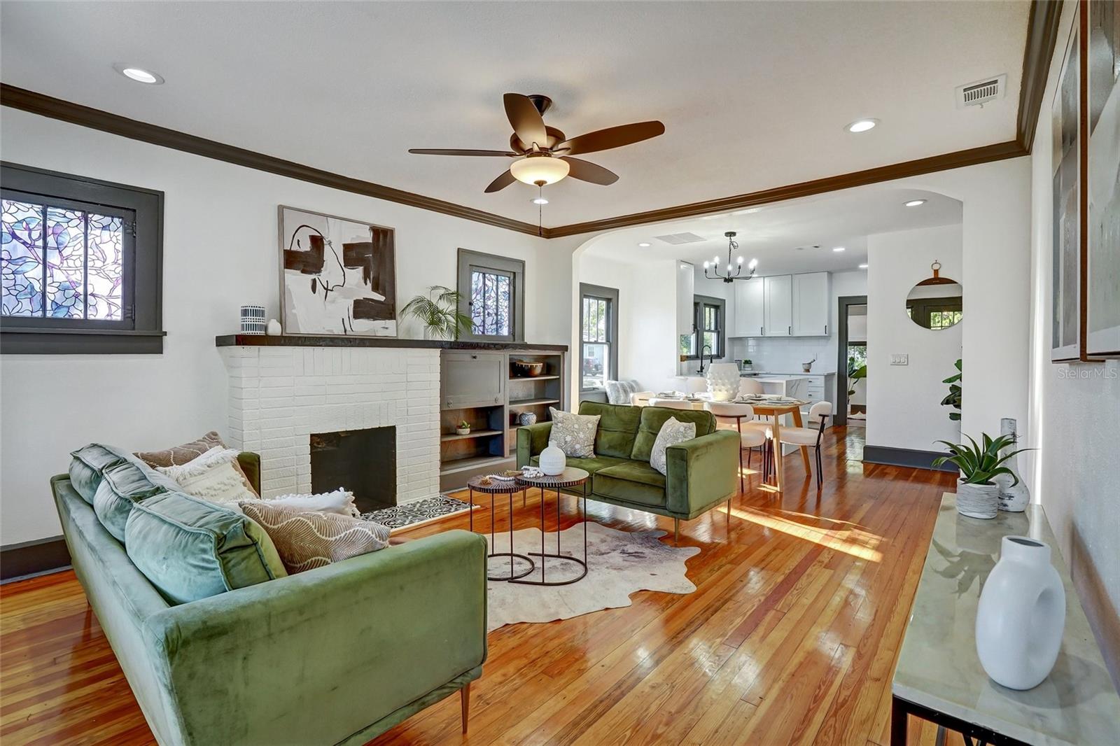 FLORAL VILLA ESTATES REP - Residential