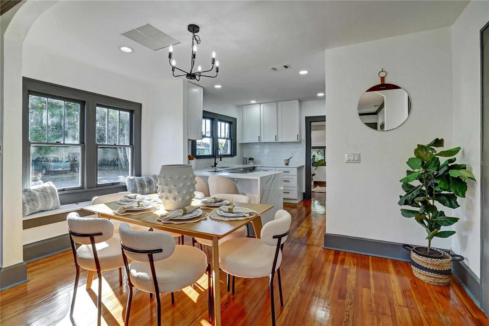 FLORAL VILLA ESTATES REP - Residential