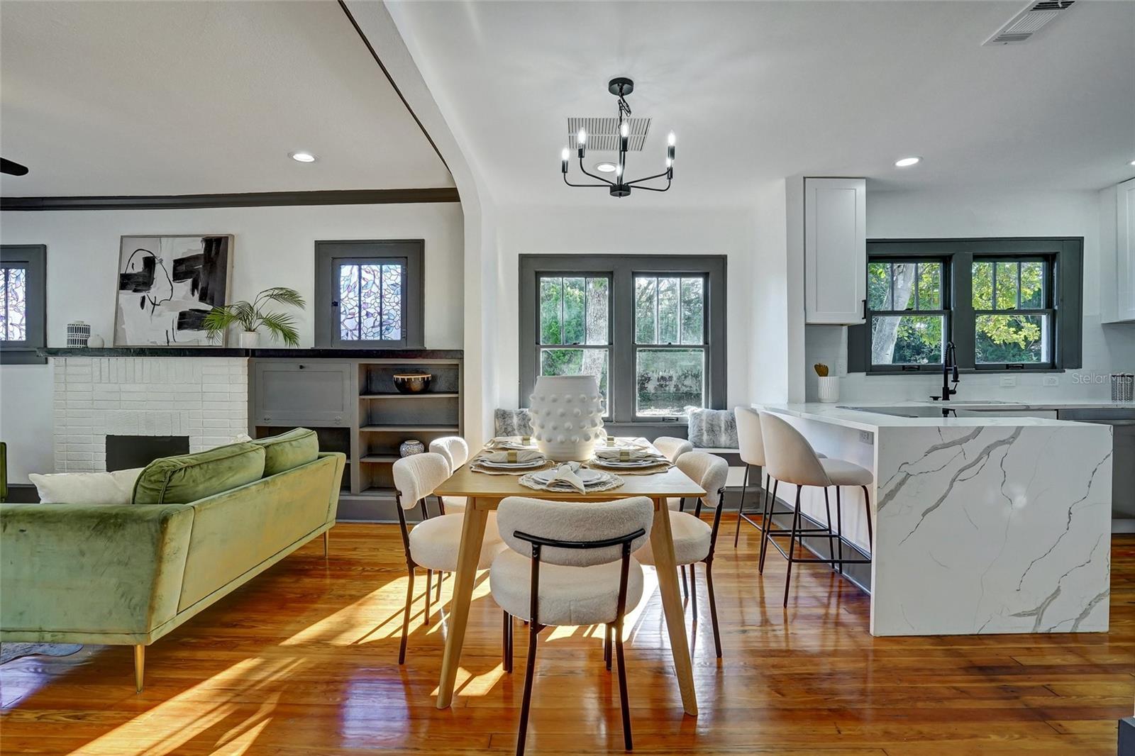 FLORAL VILLA ESTATES REP - Residential