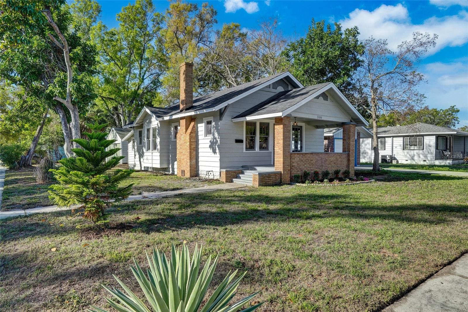 FLORAL VILLA ESTATES REP - Residential