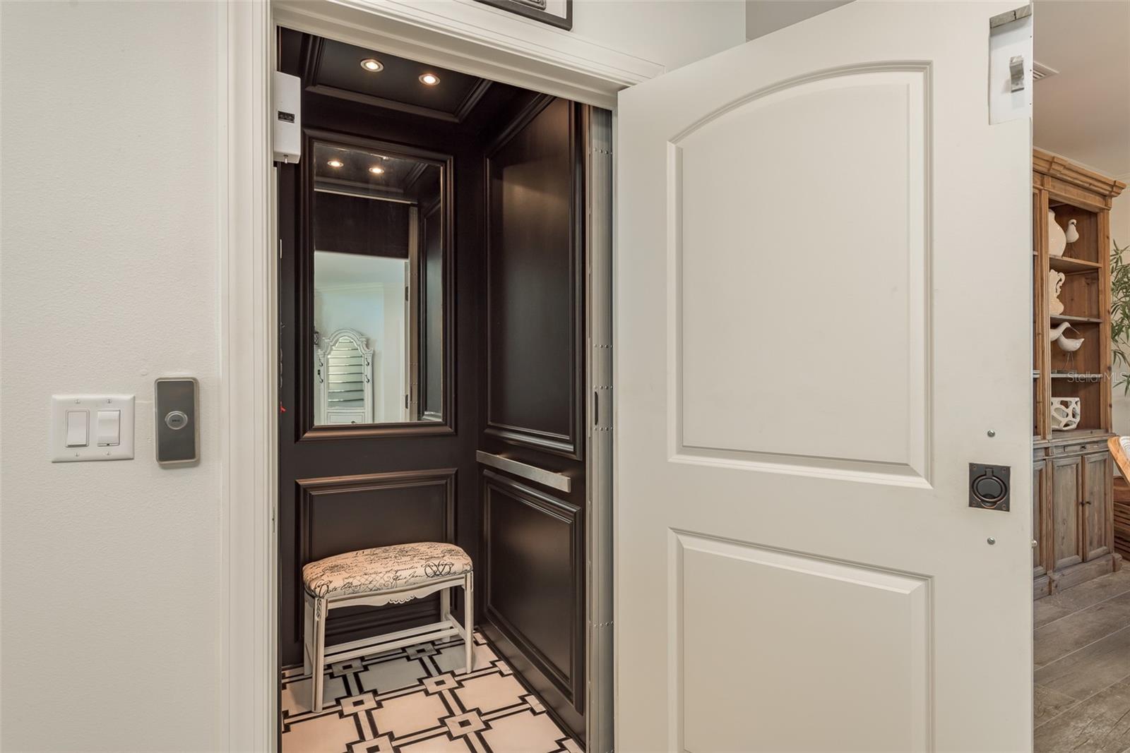 MADISONS REP - Residential