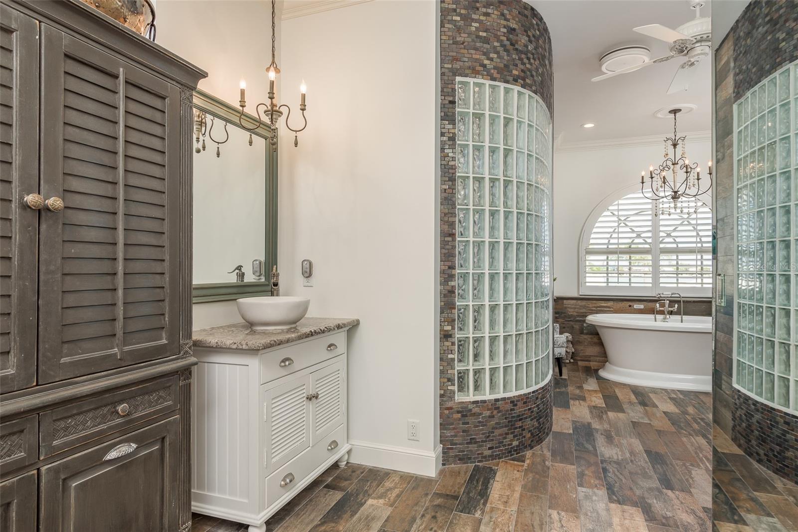 MADISONS REP - Residential