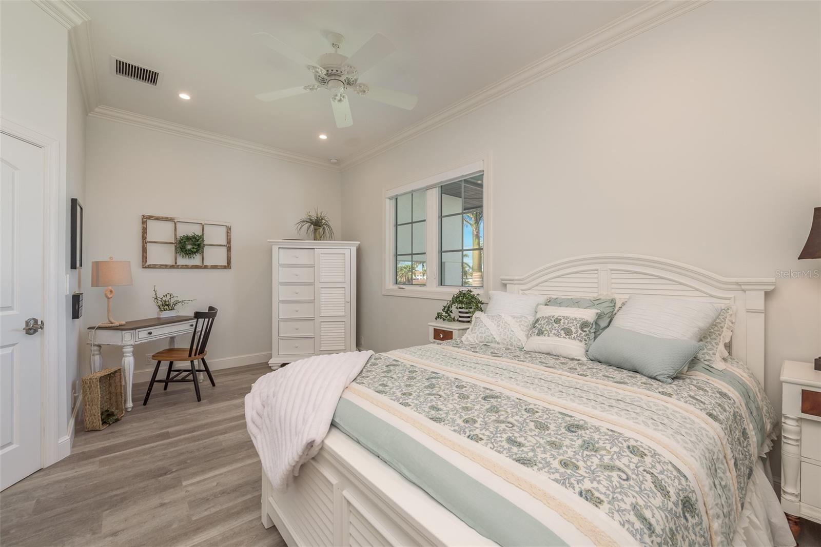 MADISONS REP - Residential