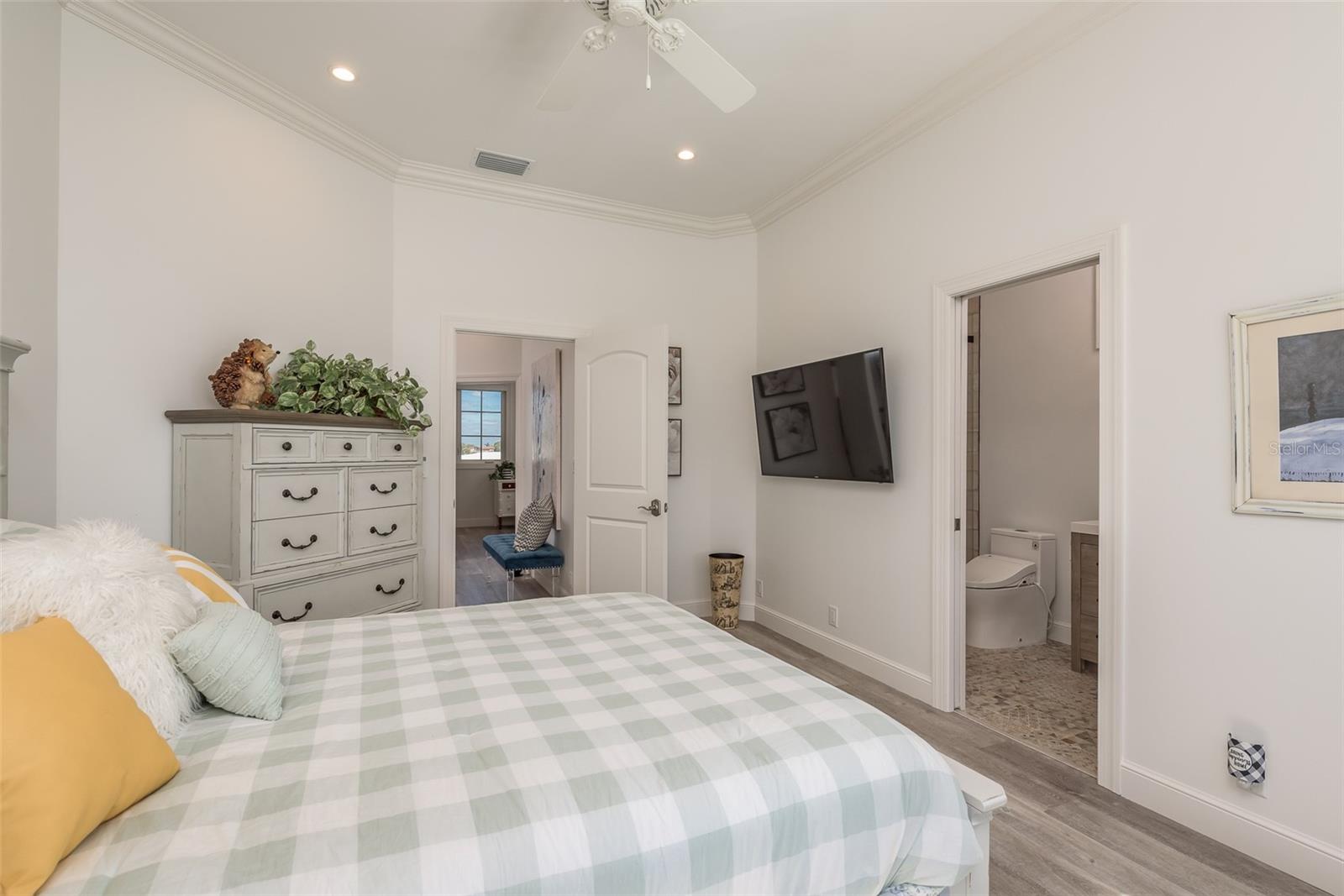 MADISONS REP - Residential