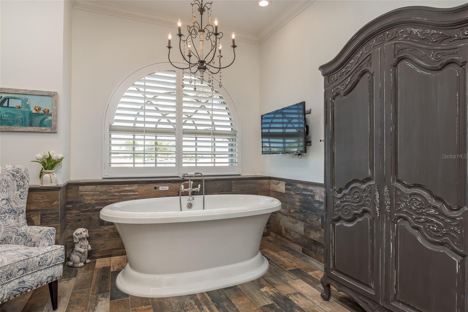 MADISONS REP - Residential