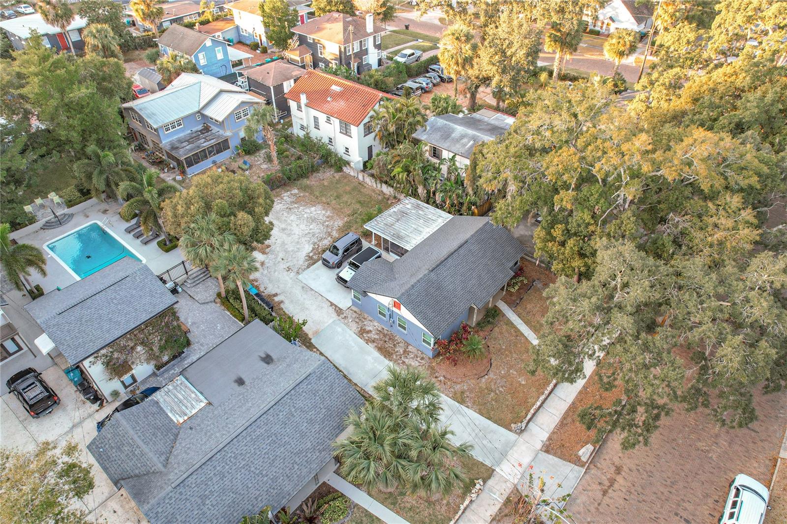 618 CATHCART AVENUE