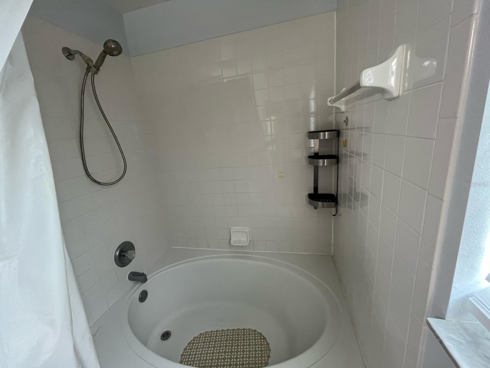 MONTEREY VILLAGE PH 1 UNIT 2 - Residential Lease