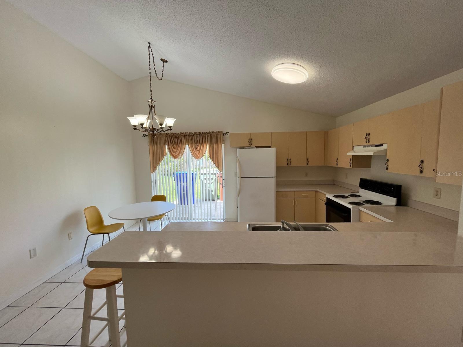 MONTEREY VILLAGE PH 1 UNIT 2 - Residential Lease