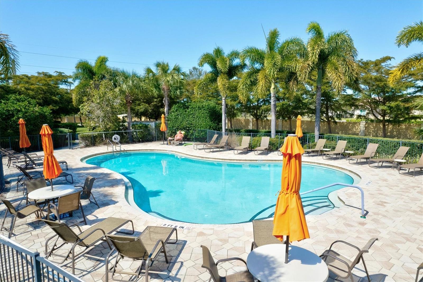 VERONA RESERVE - Residential