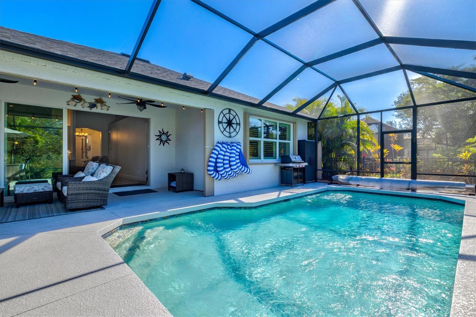 VERONA RESERVE - Residential