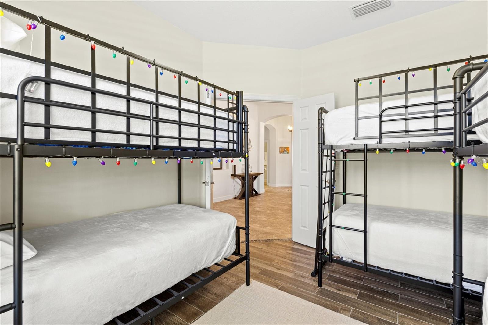 VERONA RESERVE - Residential