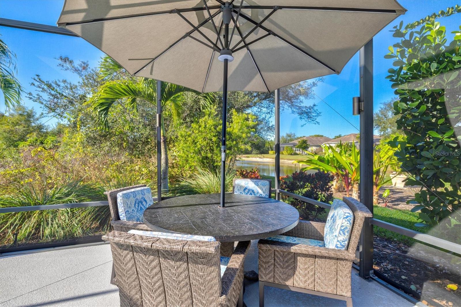 VERONA RESERVE - Residential