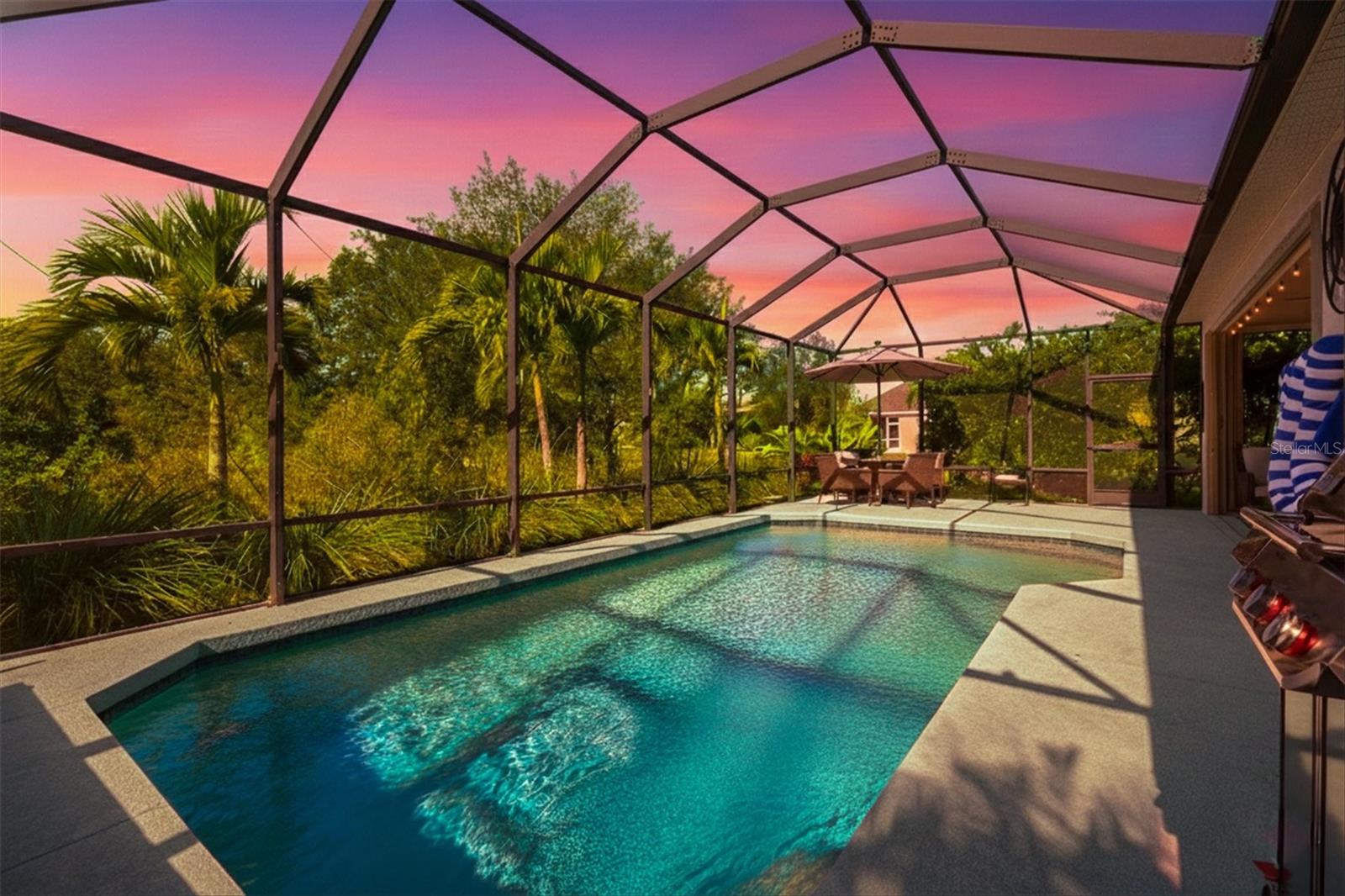 VERONA RESERVE - Residential