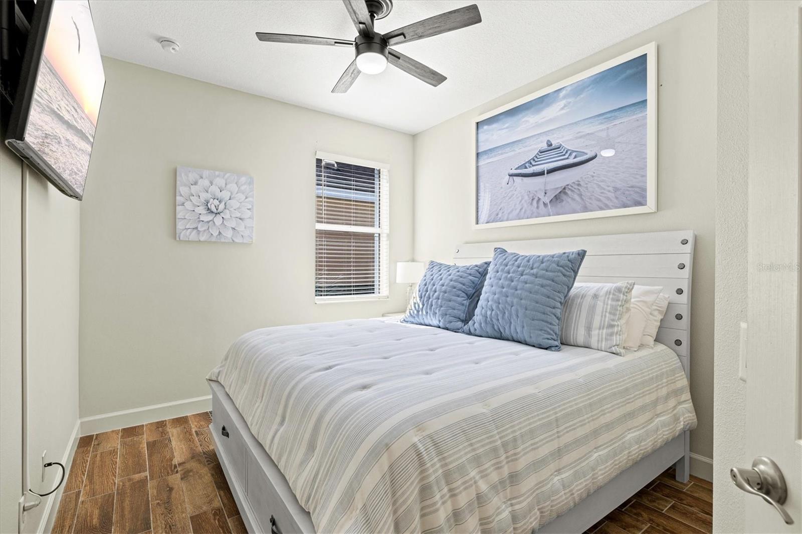 VERONA RESERVE - Residential