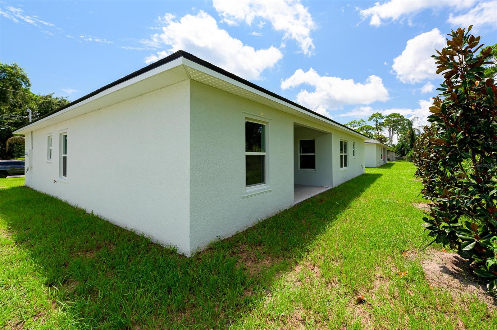 Florida Shores 01 - Residential