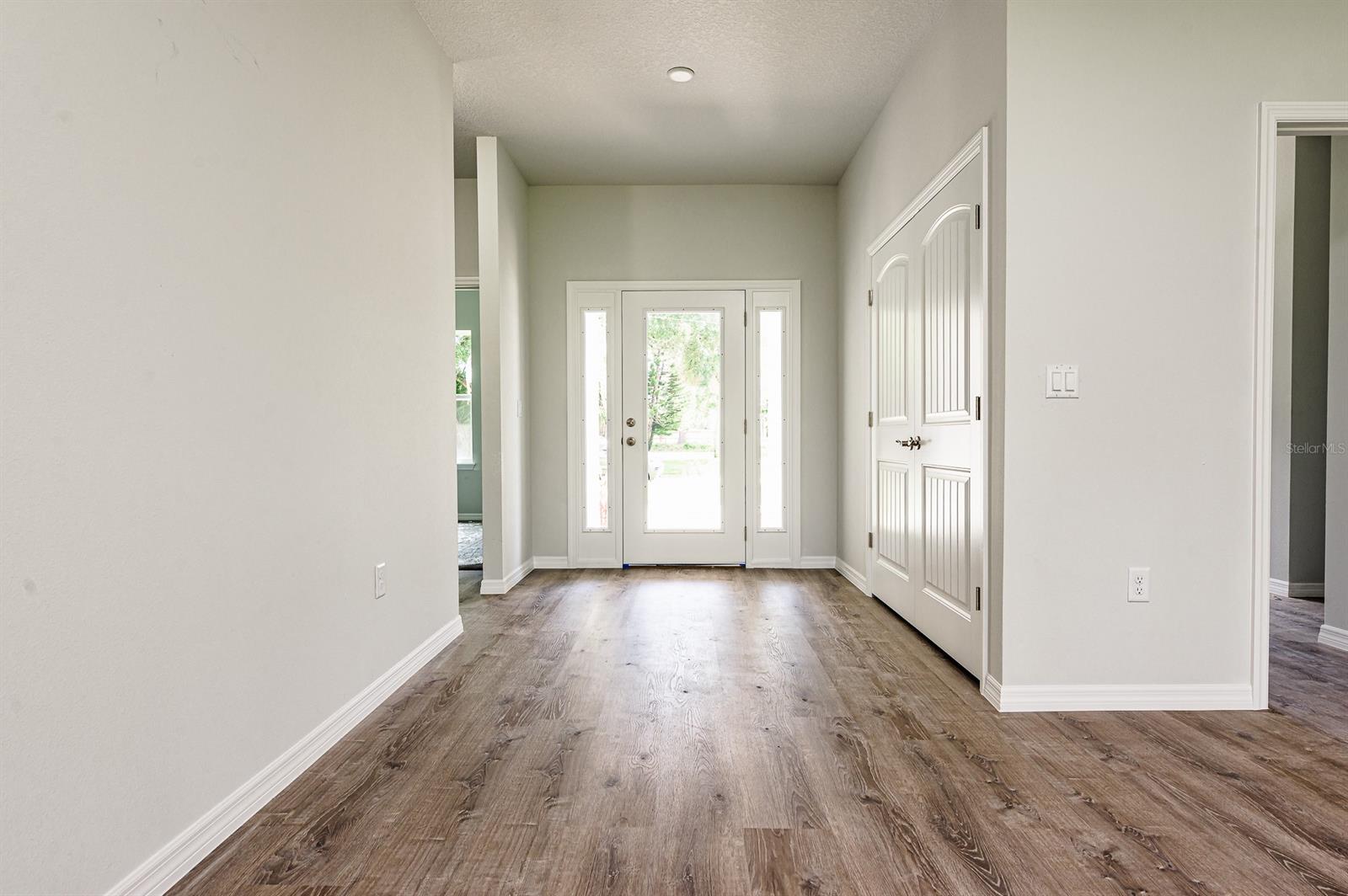 Florida Shores 01 - Residential