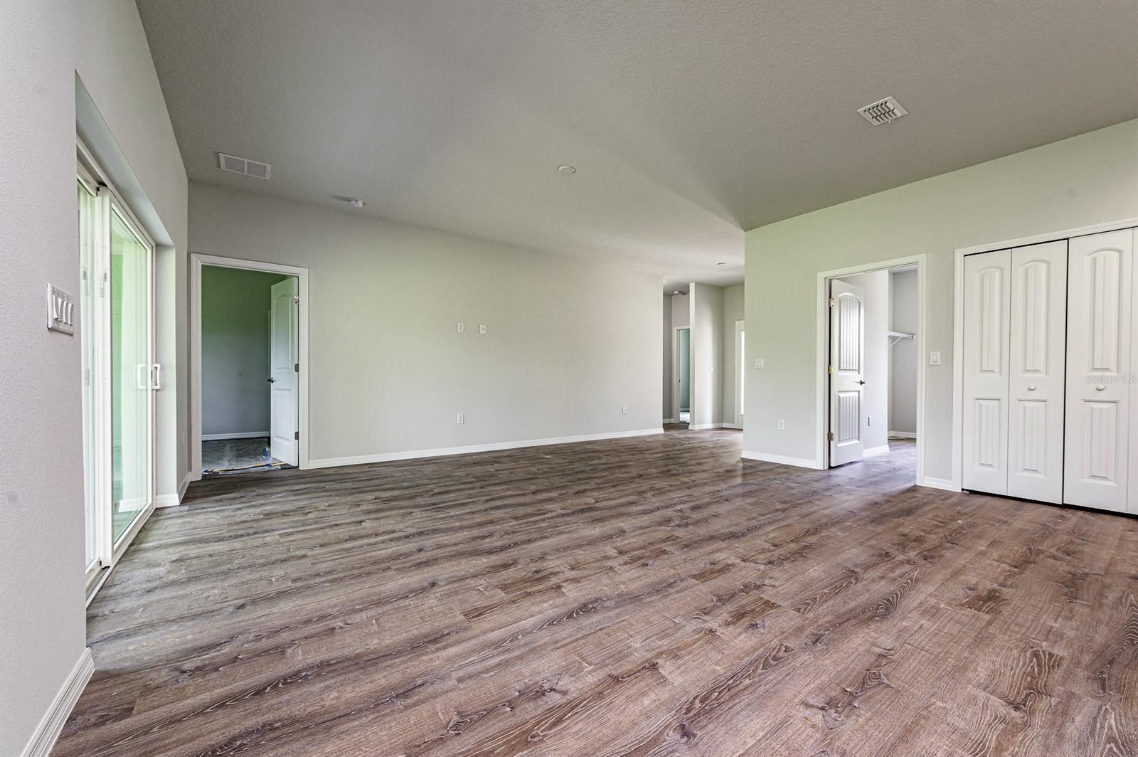 Florida Shores 01 - Residential