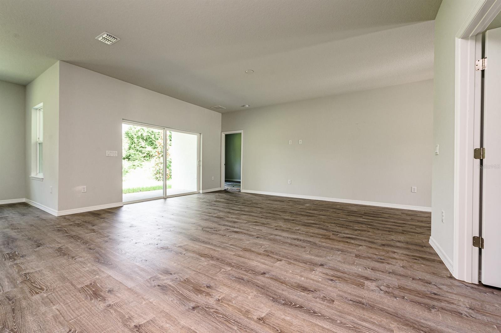 Florida Shores 01 - Residential