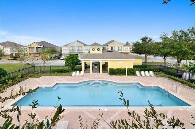 VILLAS AT ESTANCIA CONDO - Residential Lease