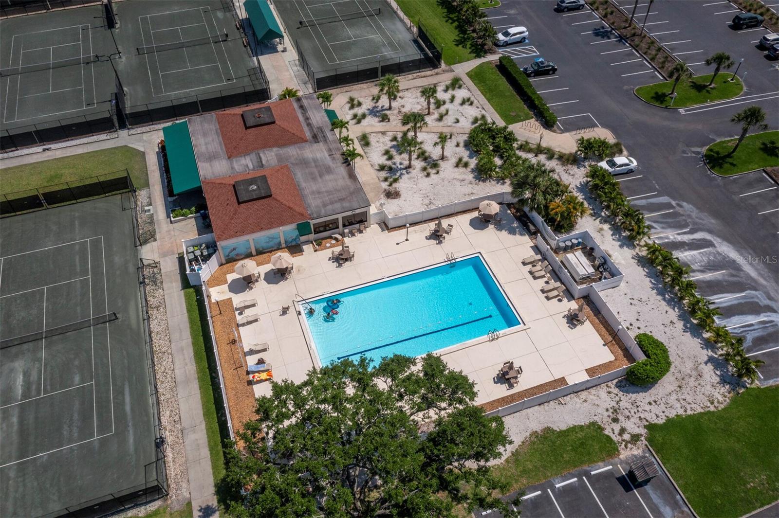 THE HOLLOWS PH I - Residential